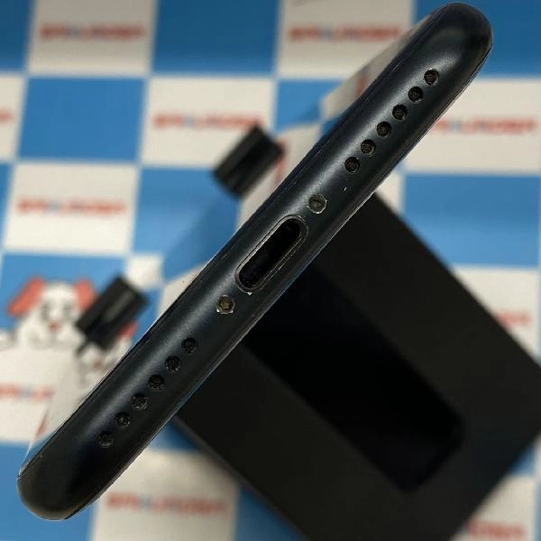 iPhoneSE 第3世代 SoftBank版SIMフリー 64GB MMYC3J/A A2782