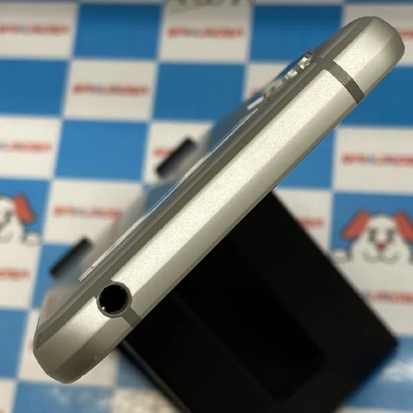 AQUOS sense3 basic SHV48 au 128GB