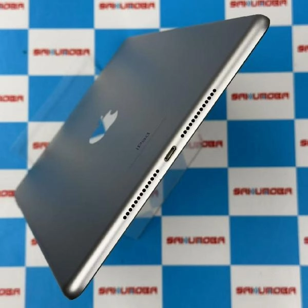 iPad 第6世代 Wi-Fiモデル 128GB MR7K2J/A A1893 ジャンク品