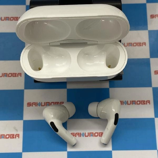 AirPods Pro MagSafe対応  MLWK3J/A ホワイト