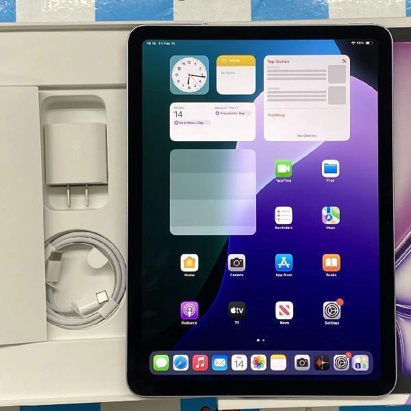 iPad Air 第6世代 11インチ Wi-Fiモデル 128GB MUWF3J/A A2902 新品同様