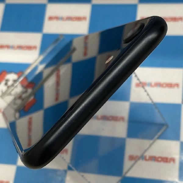 iPhoneSE 第3世代 SoftBank版SIMフリー 64GB MMYC3J/A A2782