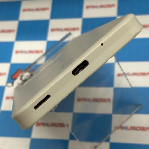 AQUOS wish SHG06 au 64GB