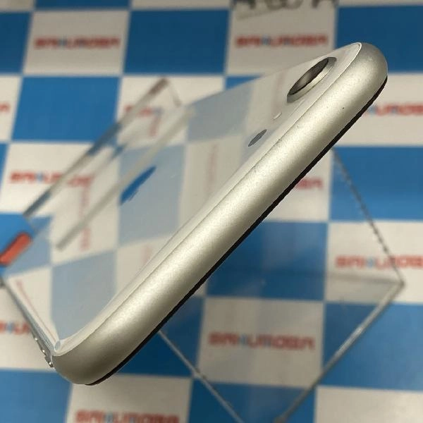 iPhoneSE 第2世代 Apple版SIMフリー 256GB MXVU2J/A A2296 ジャンク品 ホワイト