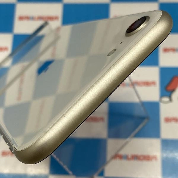 iPhoneSE 第3世代 docomo版SIMフリー 64GB MMYD3J/A A2782