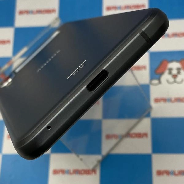 AQUOS sense3 basic SHV48 au 32GB 極美品