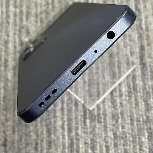 OPPO Reno7 A 楽天モバイル版SIMフリー 128GB CPH2353 新品同様品