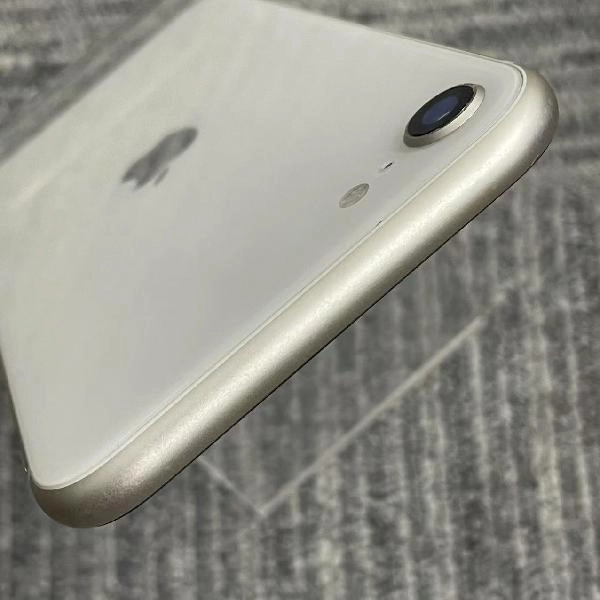 iPhoneSE 第3世代 SoftBank版SIMフリー 128GB MMYG3J/A A2782
