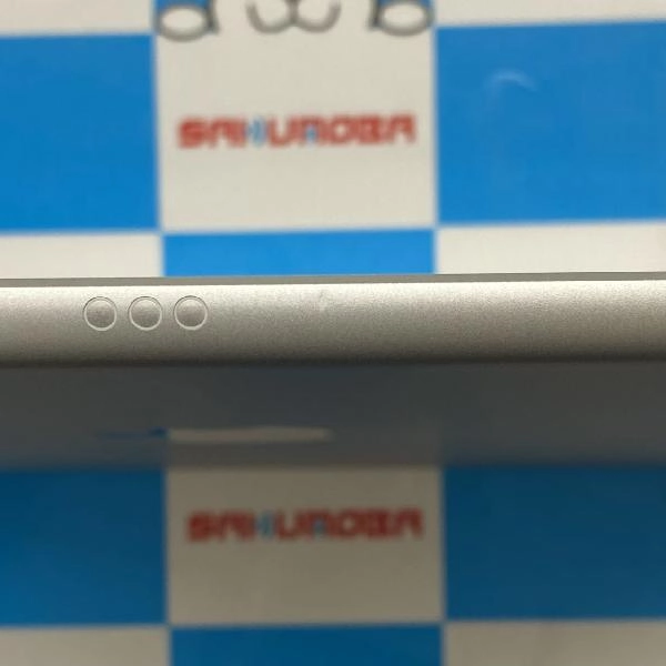 iPad 第7世代 Wi-Fiモデル 32GB MW752J/A A2197