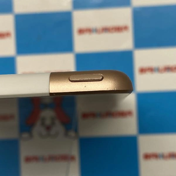 iPad 第7世代 docomo版SIMフリー 32GB MW6D2J/A A2198 美品 ゴールド