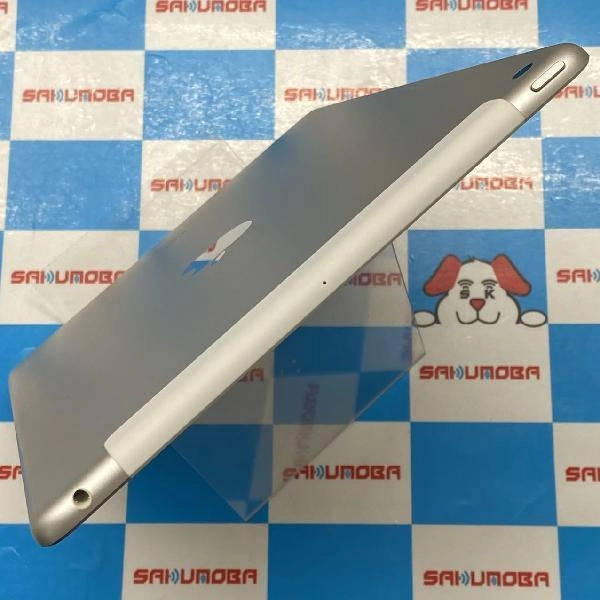 iPad 第7世代 au版SIMフリー 32GB MW6C2J/A A2198 新品同様 シルバー