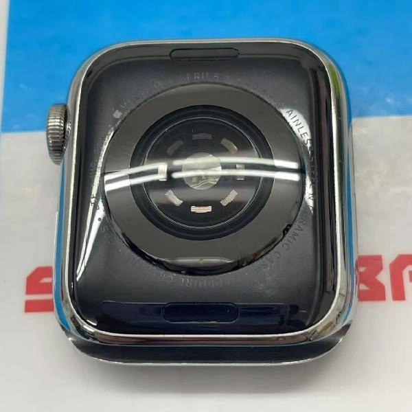 Apple Watch Series 4 GPS + Cellularモデル  MTVK2J/A A2007