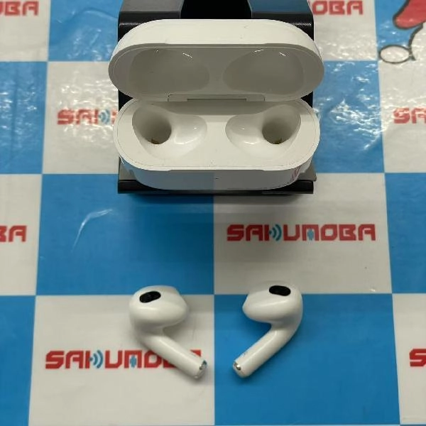 Apple AirPods 第3世代 Lightning充電ケース付き  MPNY3J/A A2897 訳あり大特価 ホワイト