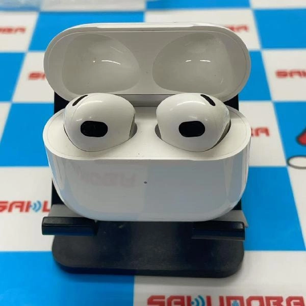 Apple AirPods 第3世代 Lightning充電ケース付き  MPNY3J/A A2897 訳あり大特価 ホワイト