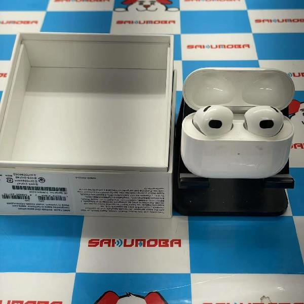 Apple AirPods 第3世代 MagSafe充電ケース付き  MME73J/A A2566 ホワイト