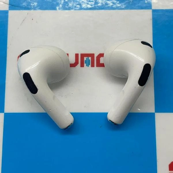 Apple AirPods 第3世代 MagSafe充電ケース付き  MME73J/A A2566 ホワイト