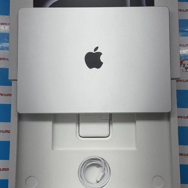 MacBook Pro 14インチ M4 2024 1TB MW2X3J/A A3112 極美品 シルバー