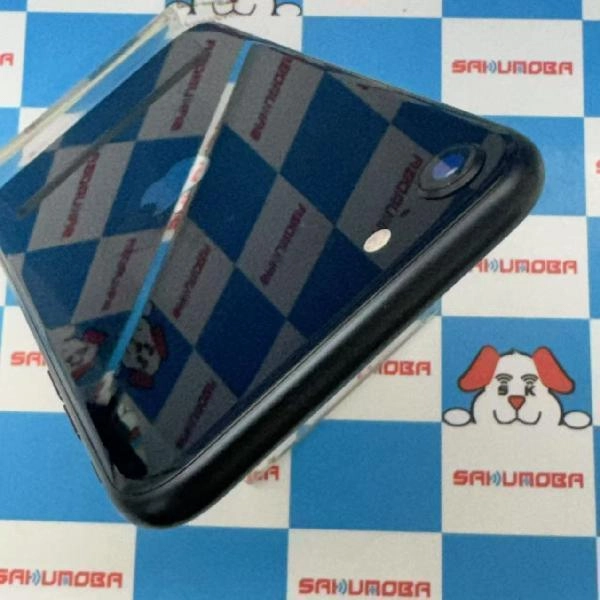 iPhoneSE 第3世代 docomo版SIMフリー 64GB MMYC3J/A A2782 美品