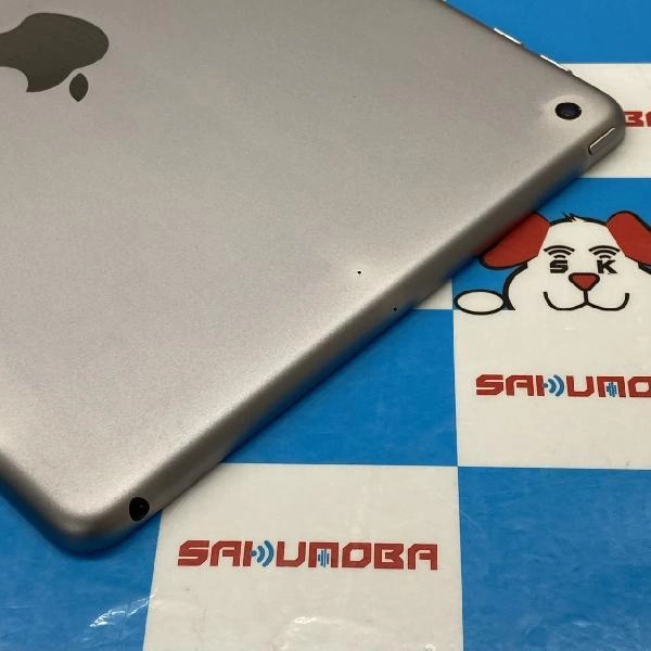 iPad 第5世代 Wi-Fiモデル 32GB MP2F2J/A A1822