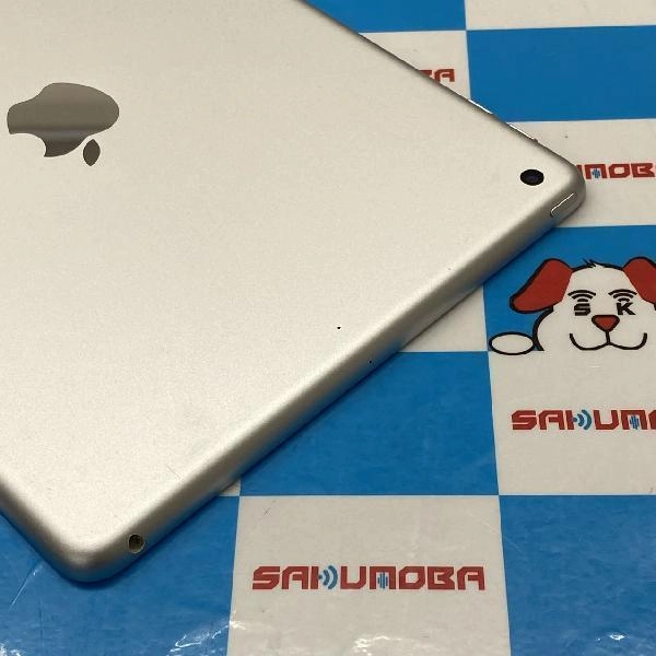 iPad 第6世代 Wi-Fiモデル 32GB MR7G2J/A A1893