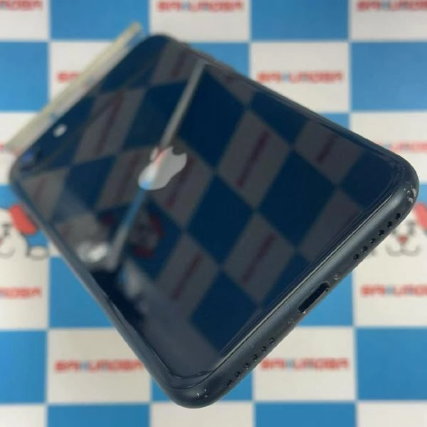 iPhoneSE 第3世代 au版SIMフリー 128GB MMYF3J/A A2782