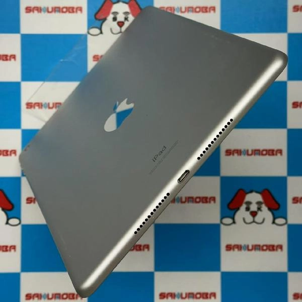 iPad 第8世代 Wi-Fiモデル 128GB MYLE2J/A A2270 訳あり品 シルバー