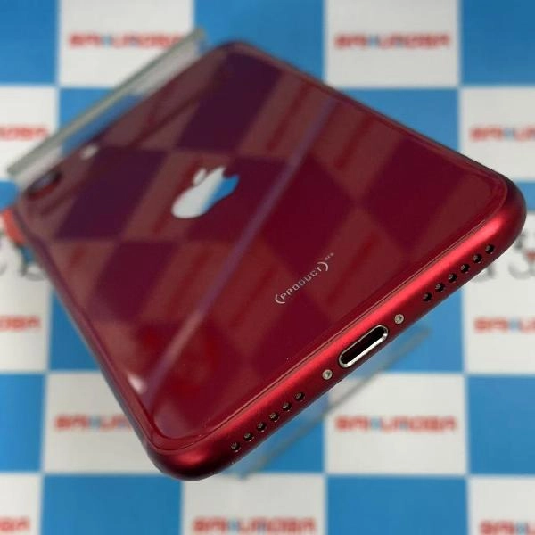 iPhoneSE 第3世代 docomo版SIMフリー 64GB MMYE3J/A A2782 新品同様