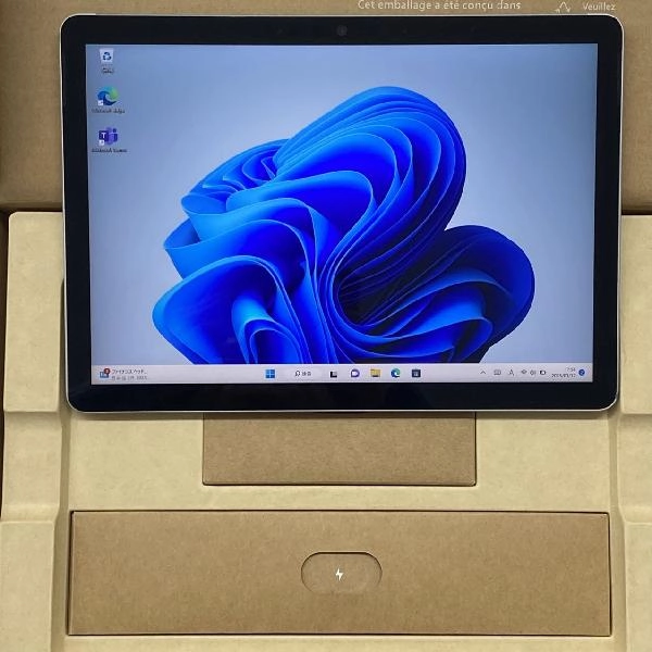 Microsoft Surface Go 3 Wi-Fiモデル  4GB 64GB 8V7-00015