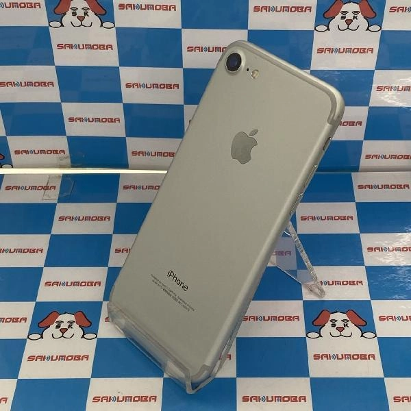 iPhone7 docomo版SIMフリー 32GB MNCF2J/A A1779 美品 No 商品カラー