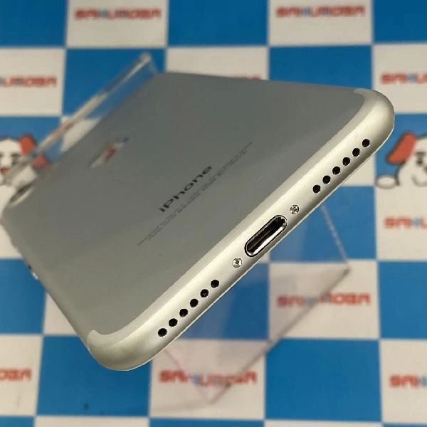 iPhone7 docomo版SIMフリー 32GB MNCF2J/A A1779 美品 No 商品カラー
