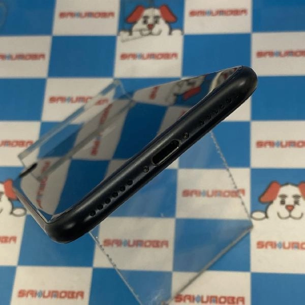 iPhoneSE 第3世代 au版SIMフリー 128GB MMYF3J/A A2782 美品