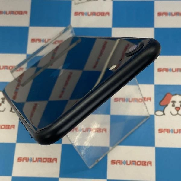 iPhoneSE 第3世代 au版SIMフリー 128GB MMYF3J/A A2782 美品