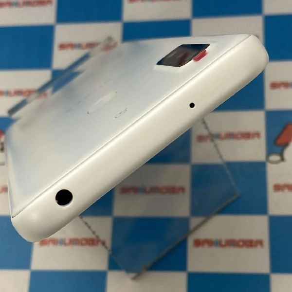 arrows We FCG01 au  開封未使用品 ホワイト