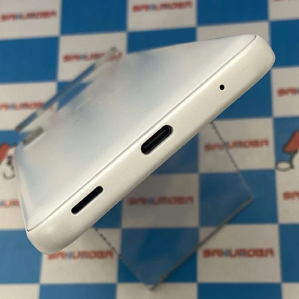 arrows We FCG01 au  開封未使用品 ホワイト