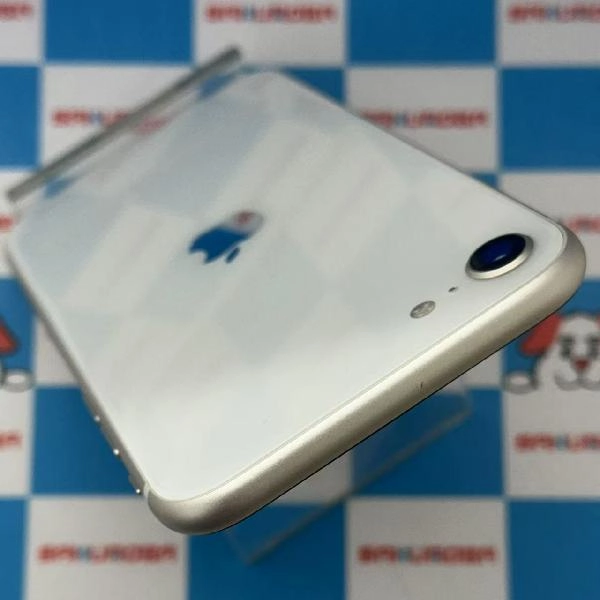 iPhoneSE 第3世代 au版SIMフリー 64GB MMYD3J/A A2782 美品