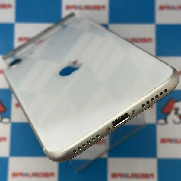 iPhoneSE 第3世代 au版SIMフリー 64GB MMYD3J/A A2782 美品