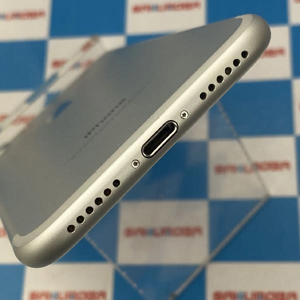 iPhone7 SoftBank版SIMフリー 32GB MNCF2J/A A1779 美品 シルバー