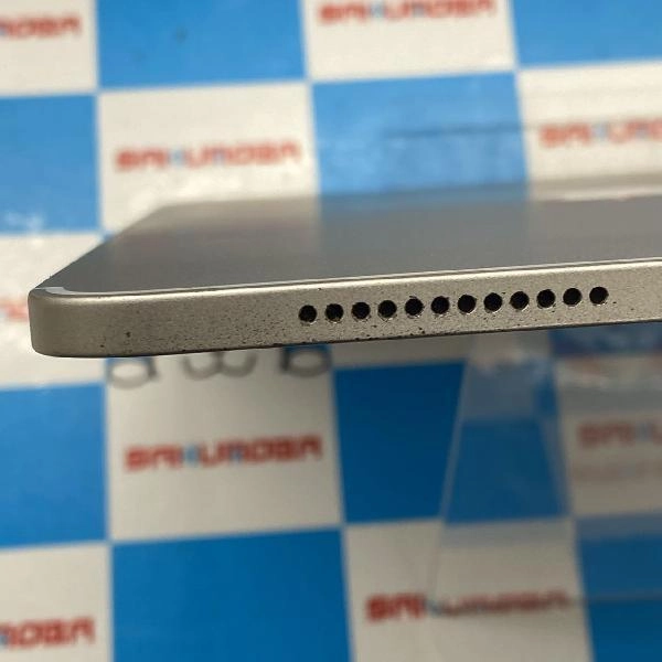 iPad Air 第5世代 au版SIMフリー 64GB MM6V3J/A A2589 スターライト