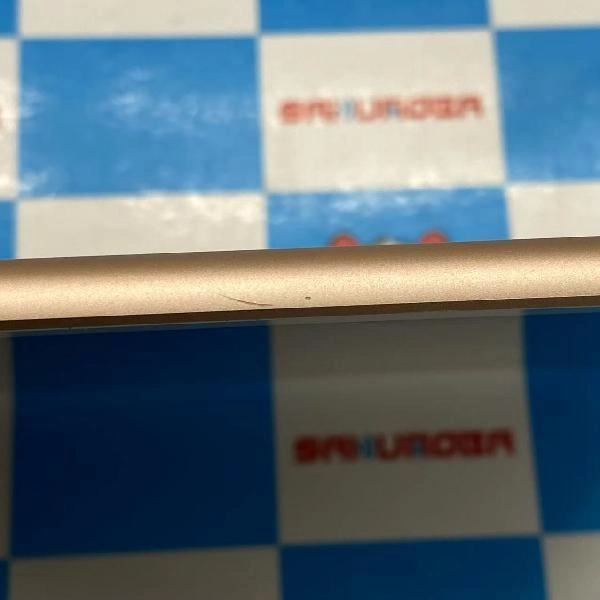 iPad 第6世代 SoftBank版SIMフリー 32GB MRM02J/A A1954 訳あり品