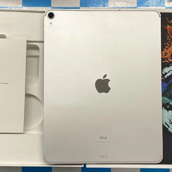 iPad Pro 12.9インチ 第3世代 SoftBank版SIMフリー 256GB MTJ62J/A A1895 訳あり品 シルバー