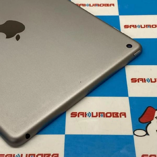 iPad 第6世代 Wi-Fiモデル 32GB MR7F2J/A A1893 極美品