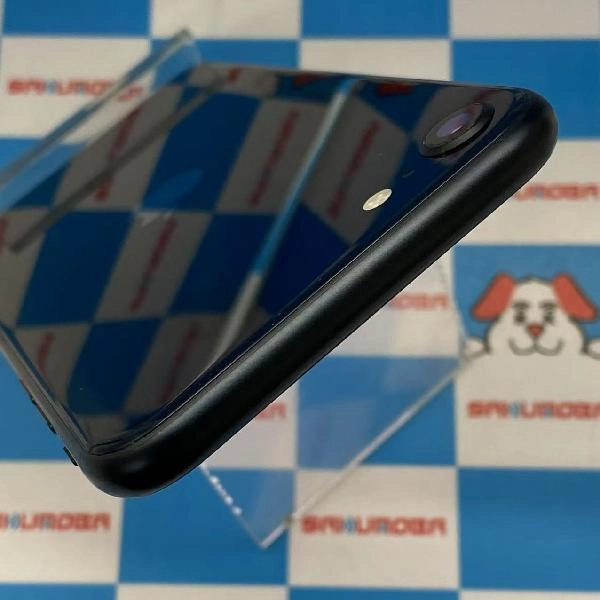 iPhoneSE 第3世代 SoftBank版SIMフリー 64GB MMYC3J/A A2782 美品