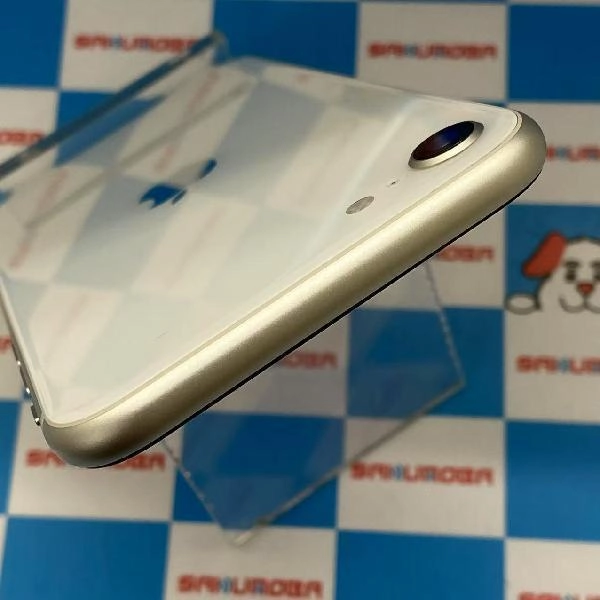 iPhoneSE 第3世代 au版SIMフリー 64GB MMYD3J/A A2782 極美品