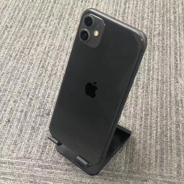 iPhone11 SoftBank版SIMフリー 64GB MWLT2J/A A2221 ジャンク品 ブラック