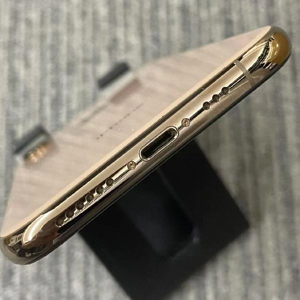 iPhoneXS au版SIMフリー 64GB MTAY2J/A A2098 ゴールド