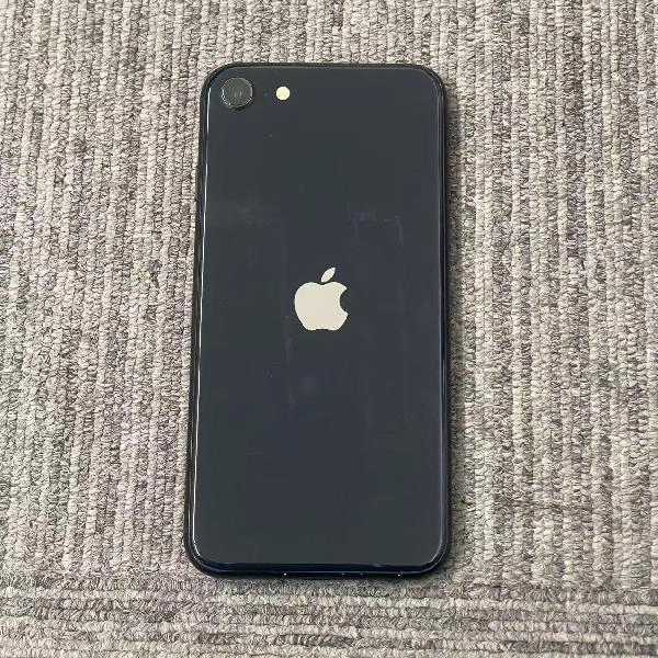 iPhoneSE 第3世代 SoftBank版SIMフリー 64GB MMYC3J/A A2782