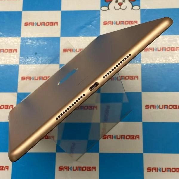 iPad 第6世代 au版SIMフリー 32GB MRM02J/A A1954 極美品