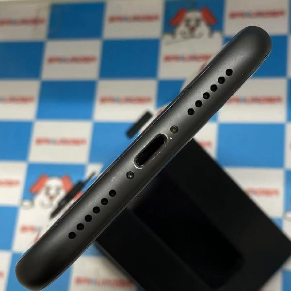 iPhone11 docomo版SIMフリー 128GB MWM02J/A A2221 ジャンク品 ブラック