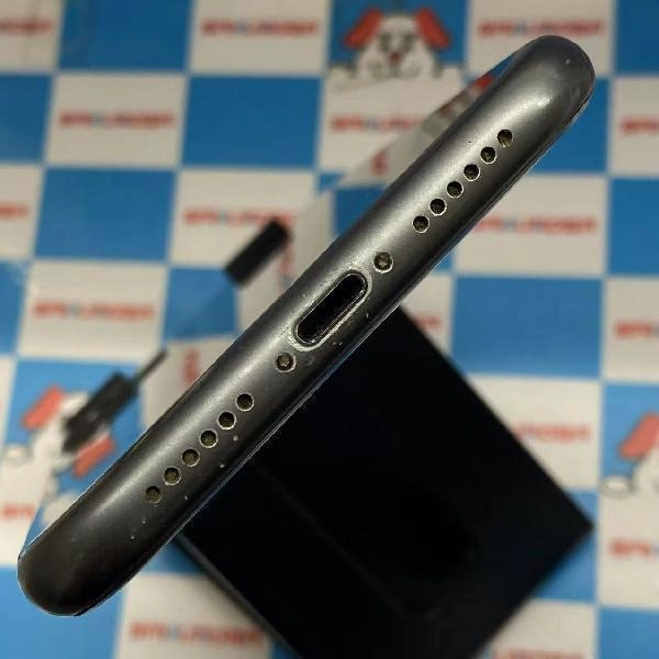 iPhone11 docomo版SIMフリー 256GB MWM72J/A A2221 ジャンク品 ブラック