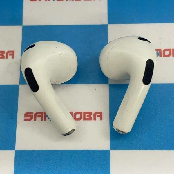 Apple AirPods 第3世代 MagSafe充電ケース付き  MME73J/A A2566 ホワイト